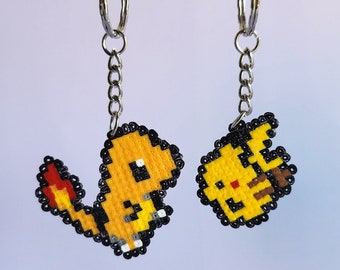 Pokémon Schlüsselanhänger Pikachu & Glumanda aus Bügelperlen | Pixel Art