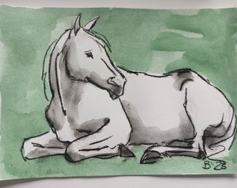 Kleine Zeichnung von liegendem Pferd, Skizze Kohle - Aquarell ca. 20x15cm