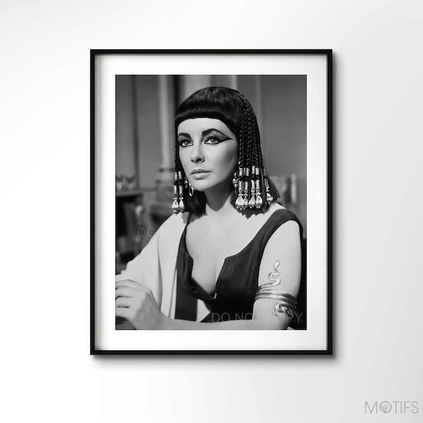 Elizabeth Taylor in Cleopatra 1963 | Premium Quality Print