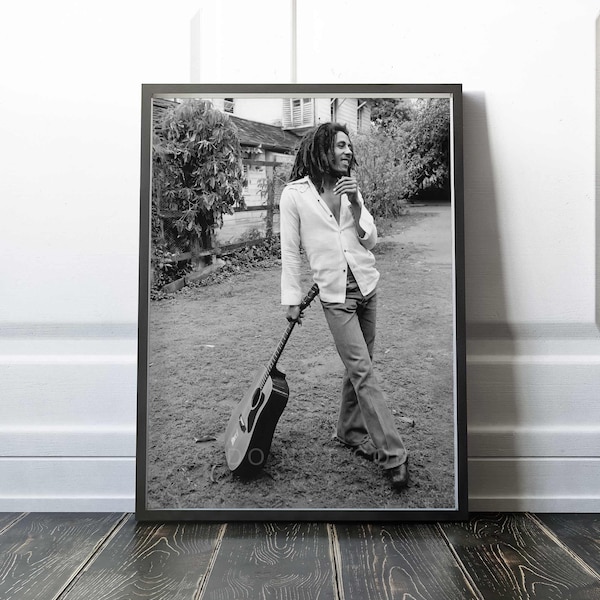 Bob Marley Print | Bob Marley with his guitar at Hope Road 1976 | Vintage | Premium Quality Print