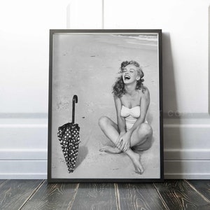 Marilyn Monroe Print | 1949 Marilyn Monroe poses on Long Island Tobay Beach New York | Vintage Poster | Premium Quality Print