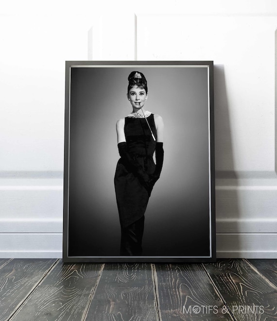 audrey hepburn black dress breakfast at tiffany's The Little Goes to Hollywood: Hepburn's Fashion Legacy Our standard packaging features a chic black organza bag for easy storage Great Outfits in Fashion History: