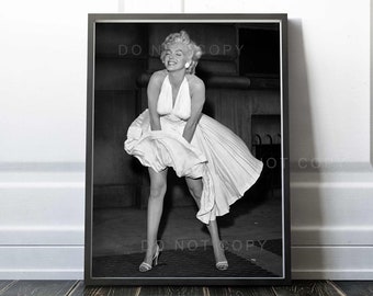 Marilyn Monroe flying Skirt Iconic Black & White - Etsy UK