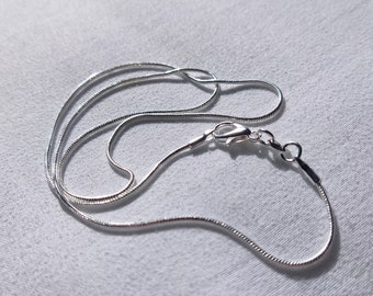 Silver 2mm Snake Chain Shinny Necklace Lobster Clasp ALL SIZES in Stock UK