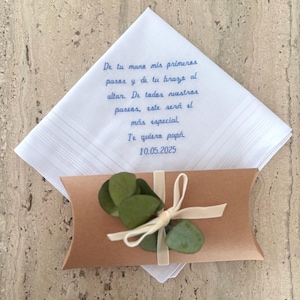 Pañuelo bordado. Pañuelo bordado de boda. Regalo para padre, padrino. Pañuelo personalizado. Regalo personalizado. Boda