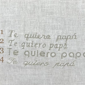 Pañuelo bordado personalizado. Pañuelo para boda, comunión, bautizo. Regalo madre, pañuelo mujer, pañuelo señora, regalo madrina. imagen 9