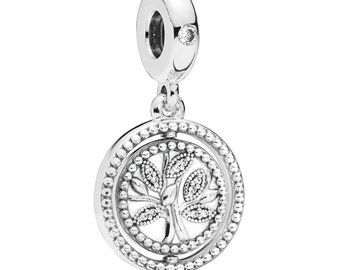 New Pandora Family Tree Dangle Charm Bracelet Medallion-Style Dangle Charm Spinning Centrepiece Featuring Engraved Family is Circle of Love