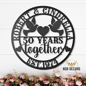 Arte de pared de metal personalizado con forma de tortolitos para el 50.° aniversario de bodas, letrero para padres, regalo de bodas personalizado para esposo y esposa, regalos importantes