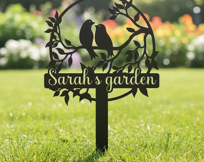 Personalized Metal Garden Stake, Custom Bird Couple Yard Art, Outdoor Flower Bed Ornament