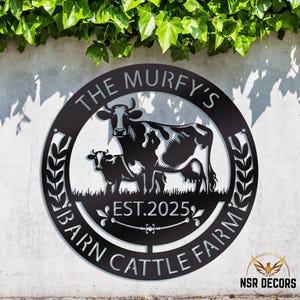 Benutzerdefinierte Metall Ranch Name Schild, Kuh und Kalb im Freien Schild, Milchviehbetrieb Zeichen, Bauernhaus Wanddekor, Bauernhof Geschenk Scheune Dekor, Scheune Rinder Farm Schild