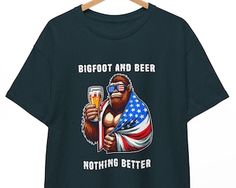 Big Foot & Beer T-Shirt: Sasquatch Amerikanische Flagge Grafik T-Shirt