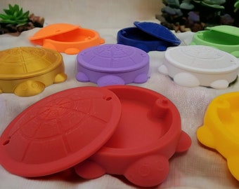 3D Printed Turtle Sandbox with Lid | Reptile Feeder, Small Animal Dish, Desk Organizer