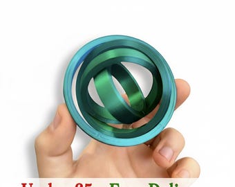 Gyroscopic 3D Fidget Spinner – Silent Spin Desk Toy for Focus & Calm