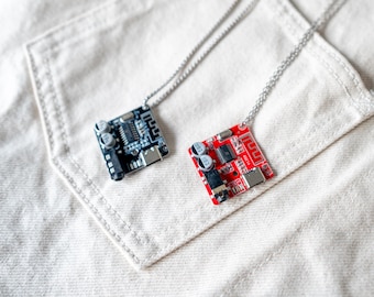 Circuit Board Necklace Type-C Geek Working PCB Board Necklace Chip Bluetooth Receiver Cyberpunk Engineer Nerd Hacker Gamer DIYer Pendant