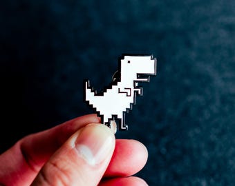 Emaille speldje met T-Rex dinosaurus: 404-fout, cadeau voor de geeky gamer
