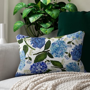 Hydrangea pillow, Hydrangea lumbar pillow, Hydrangeas throw pillow, decorative Hydrangea pillow, blue Hydrangea pillow, Gifts for Mom