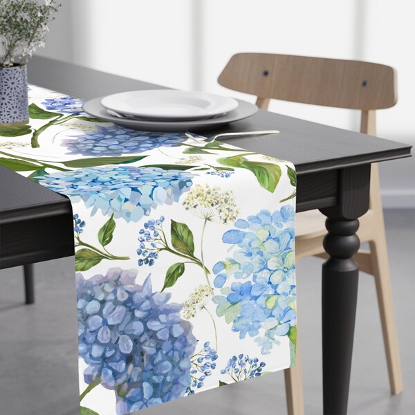 Hydrangea Table Runner, summer floral table runner, summer flower table decor, hydrangea table decor, hydrangeas kitchen table decor blue