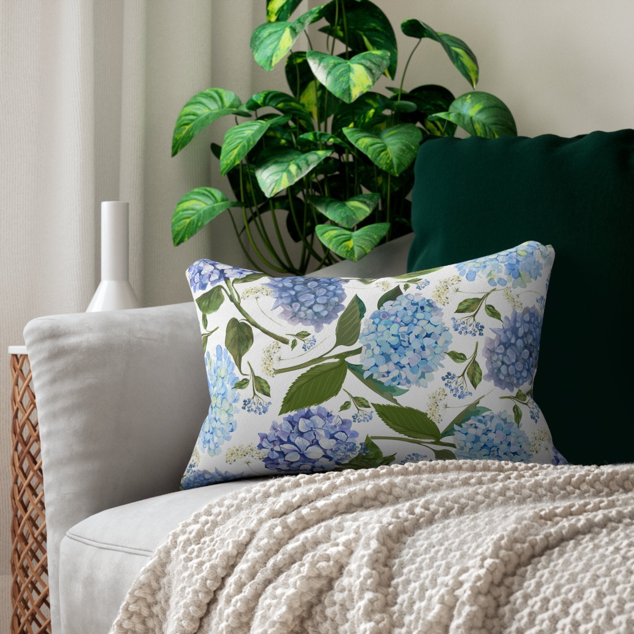 Hydrangea Pillow Hydrangea Lumbar Pillow Hydrangeas Throw Pillow Decorative Hydrangea Pillow Blue Hydrangea Pillow Gifts for Mom Etsy Canada