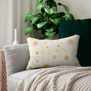 Daisy Lumbar Pillow, Yellow daisies pillow, Daisy decorative pillow, daisies throw pillow 20x14, yellow white flower pillows rectangle