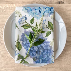 Summer Napkins, hydrangea napkins, summer floral napkins, hydrangea table decor, summer flower table decor, blue Hydrangea kitchen decor