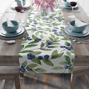 Blueberry Table Runner, blueberry table decor, summer blueberries kitchen table runner, kitchen decor blueberries leaves farmhouse