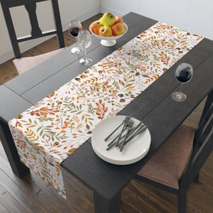 Fall Table Runner, Thanksgiving table decor, fall floral watercolor leaves Table Runner, autumn leaves Table Runner, farmhouse fall table