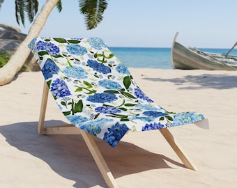 Hydrangea Beach Towel, Blue Hydrangea Towel, Coastal Summer Towel, Floral Blue Pool Towel, Gifts for Mom, Coastal Grandma Gifts