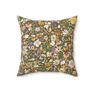 Floral Green Pillow, Sage Green Flower Pillow, Wildflower Boho Pillow, Whimsical Garden Pillows, Fall Floral Throw Pillow 20x20