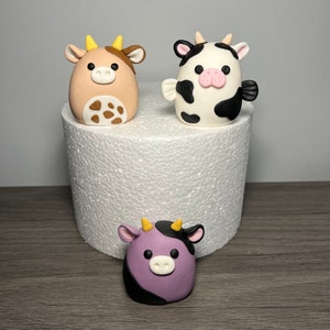 Fondant Cow Cake Toppers