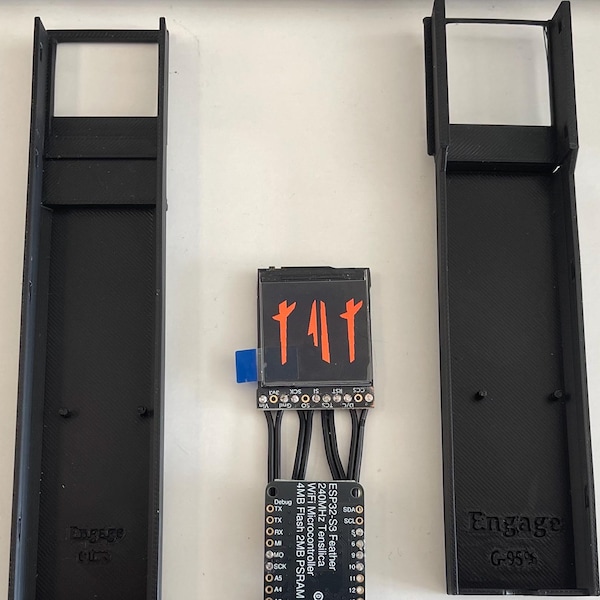 Mandalorian Beskar Mandoputer Display - 1.3" LCD + 3D Printed case for Chamanleon_fx, Great Ape & Galactic Armory Gauntlets