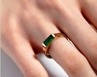 Dainty Emerald Ring, 14K Solid Gold Ring, Genuine Emerald Stacking Ring Women, May Birthstone Ring, Natural Emerald Ring, Emerald Jewelry