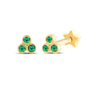 14K Solid Gold Screw Back Stud Emerald Piercing, Emerald Trio Tragus Earring, Natural Emerald Stud Earrings, Helix Triangle Design Earrings