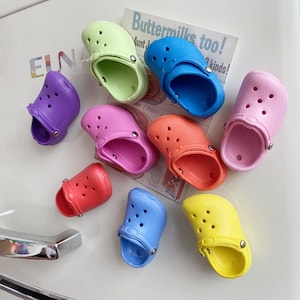 Mini aimants pour réfrigérateur chaussures Crocs, aimant de réfrigérateur mignon, décoration créative pour réfrigérateur, décoration de cuisine amusante, cadeaux pour les amateurs de chaussures Crocs image 2