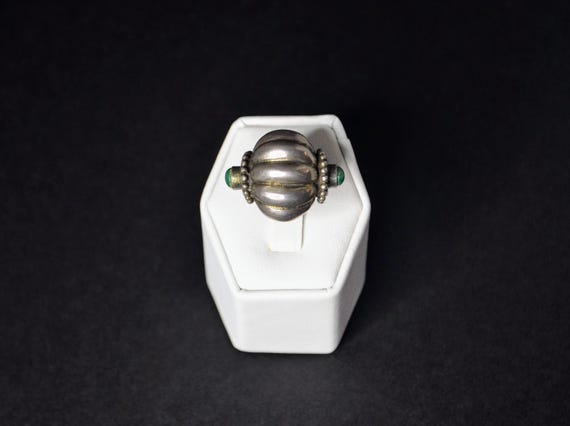 Unique Shell Design Malachite Size 5.5 Native Ame… - image 1