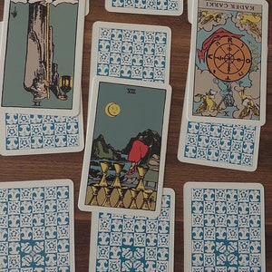 Jouw dagelijkse horoscoop met 3 tarotkaarten