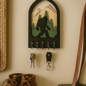 Bigfoot Key Holder with 6 Hooks – Forest and Mountain Entryway Organizer