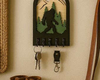 Bigfoot Key Holder with 6 Hooks – Forest and Mountain Entryway Organizer