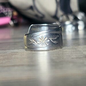 Blumen Design Löffel Ring