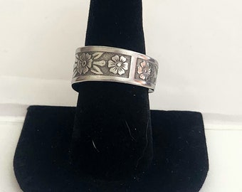 Detailed Flowered Spoon Ring