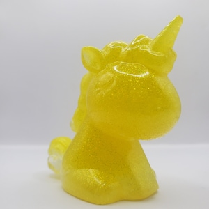 Estatuilla de unicornio