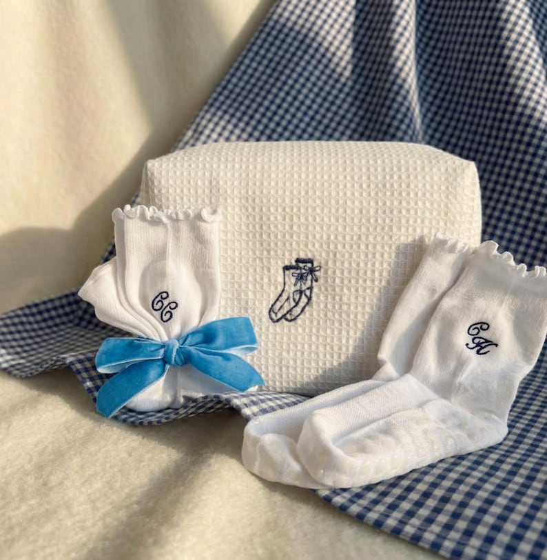 Embroidered Pilates Sock Grip Barre Gift Bag Pilates Girl Grippy Sock Grip Yoga Personalized Pilates Sock Bag Bachelorette Pilates Princess 2 Pairs of Socks+Bag