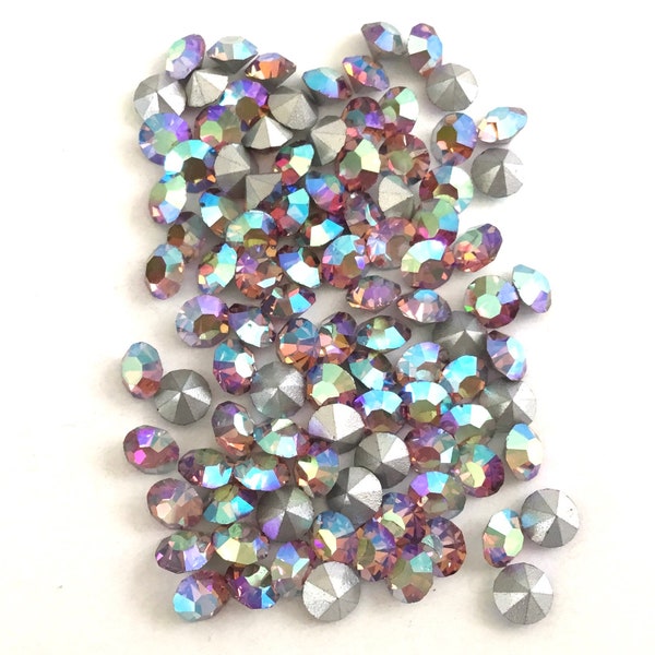 Vintage rhinestones, Swarovski rhinestones, rhinestone lot, SS17 rhinestones, Light Amethyst AB. Silver foiled pointed back, lot of 100