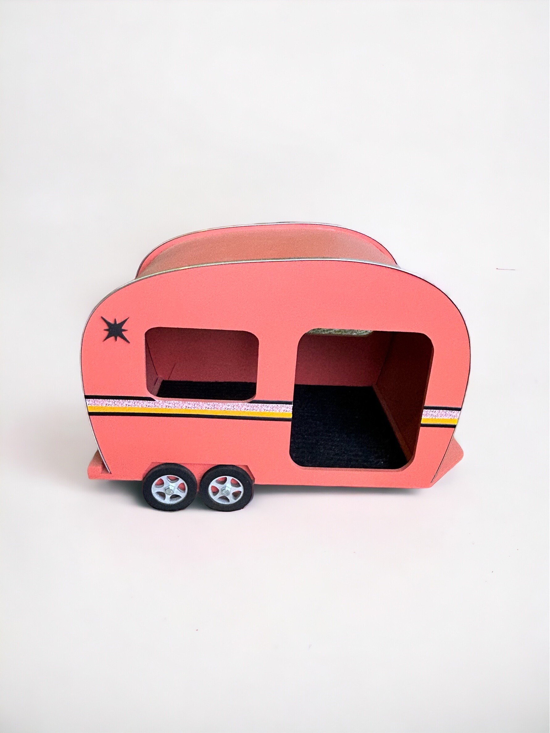 Travel trailer hotsell dog house