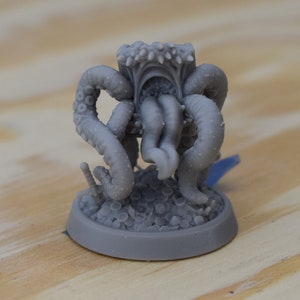 Creepy Tentacle Mimic Chest Miniature - Dungeons and Dragons Monster - Tabletop RPG Figurine - Dungeon Master Gift - Tabletop Accessories