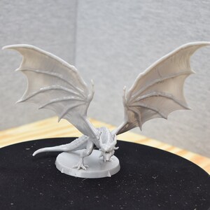 Giant Dragon Miniature - Tabletop RPG Miniature - DND Miniature - Tabletop Role Playing Game Figurines - DND Minis - 3D Printed Miniature