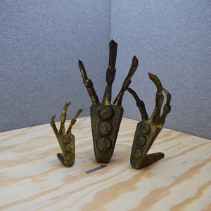 Garra de dragón dorada de The Elder Scrolls Skyrim - Decoración de Skyrim - Ideas de regalos para jugadores - Dragón - Oblivion - Morrowind - The Elder Scrolls V: Skyrim