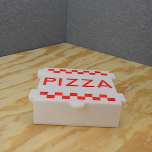 Boîte à pizza MTG conçue pour le Commander - Boîte à cartes Magic The Gathering - Objet de collection EDH - Cadeau parfait pour les fans de MTG - Rangement de dés