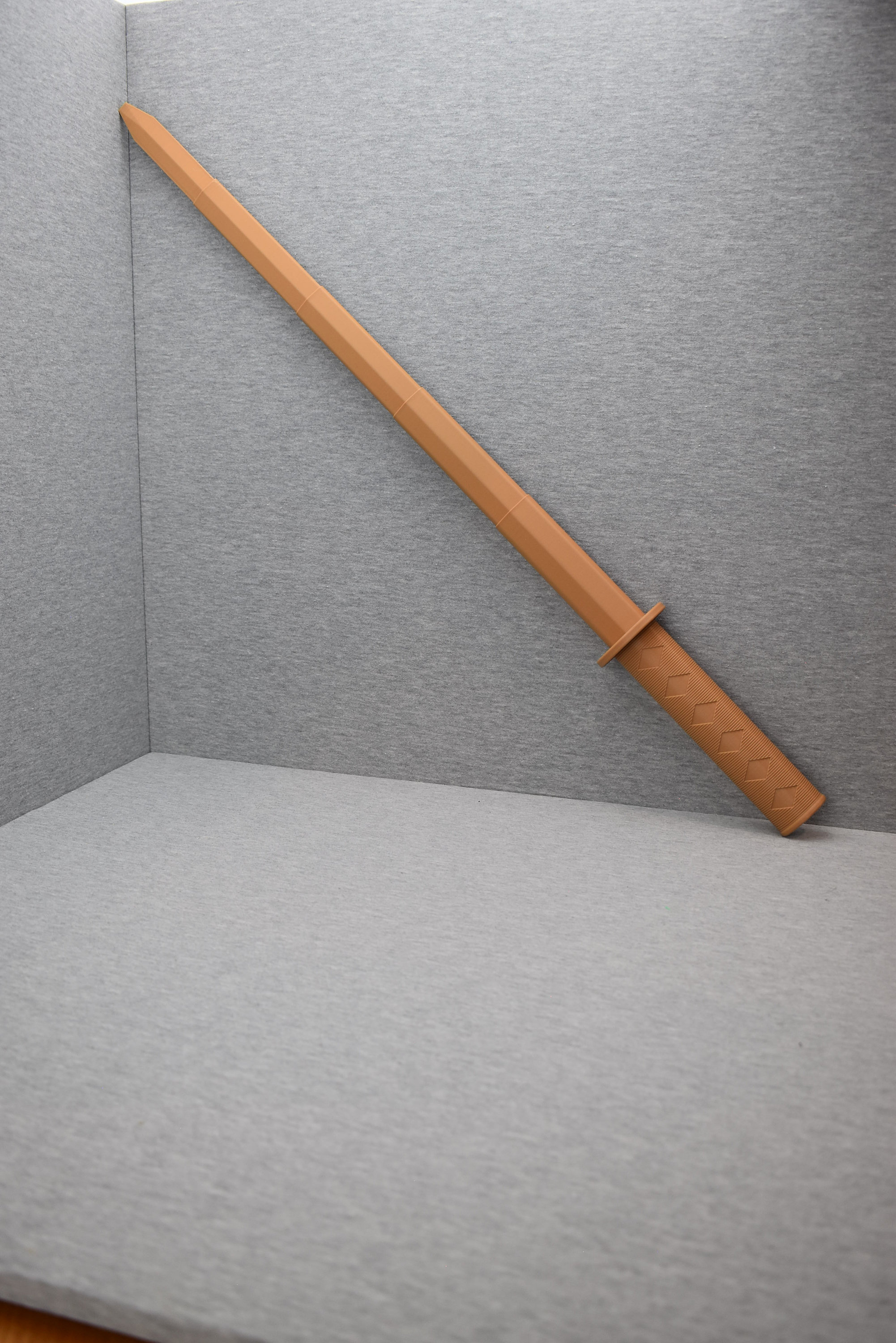 Spada Cosplay Stampata In 3D In PLA – Katana Telescopica Retrattile Colorata Per Halloween E Giochi Di Ruolo