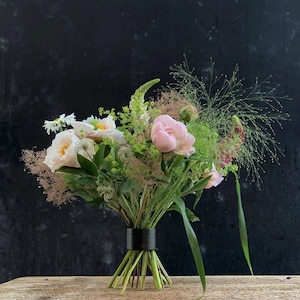 Handgefertigter Hanataba Bouquet Maker - Blumenarrangeur für DIY-Blumenarrangements