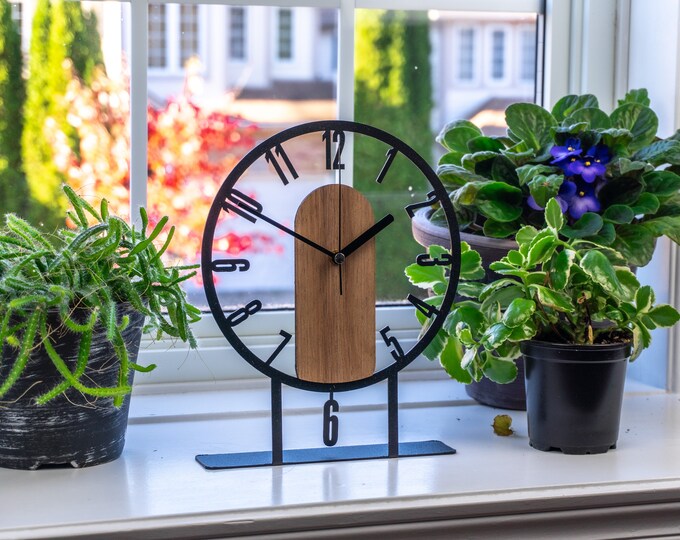 Black Table Clock With Wood Details, Classic Small Round Clock, Silent Non Ticking Desk Clock